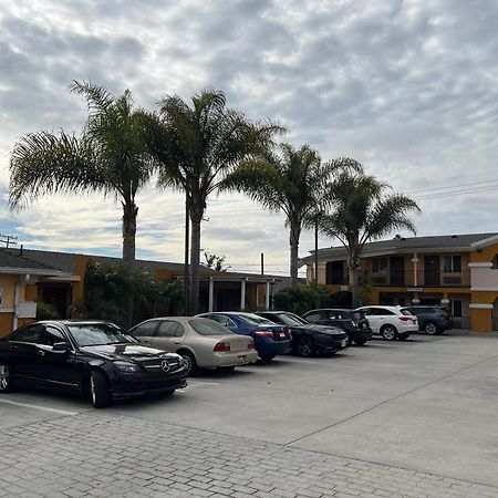 Amber Motel Ингълуд Екстериор снимка
